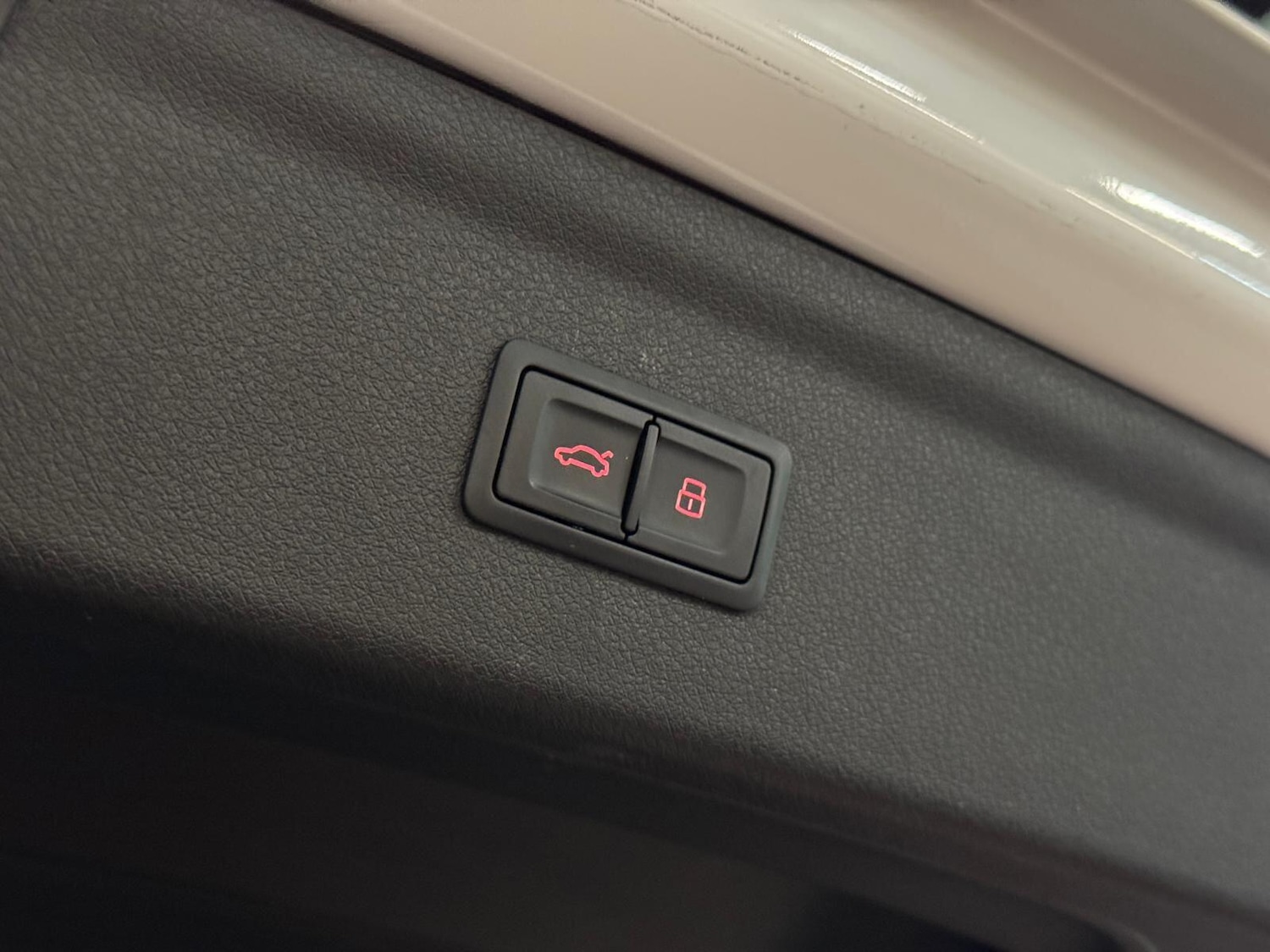 Used Audi Q3 for sale - 77537429: Photo 53