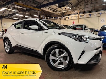 Used Toyota C-HR 2017 for sale - 77738319: Photo