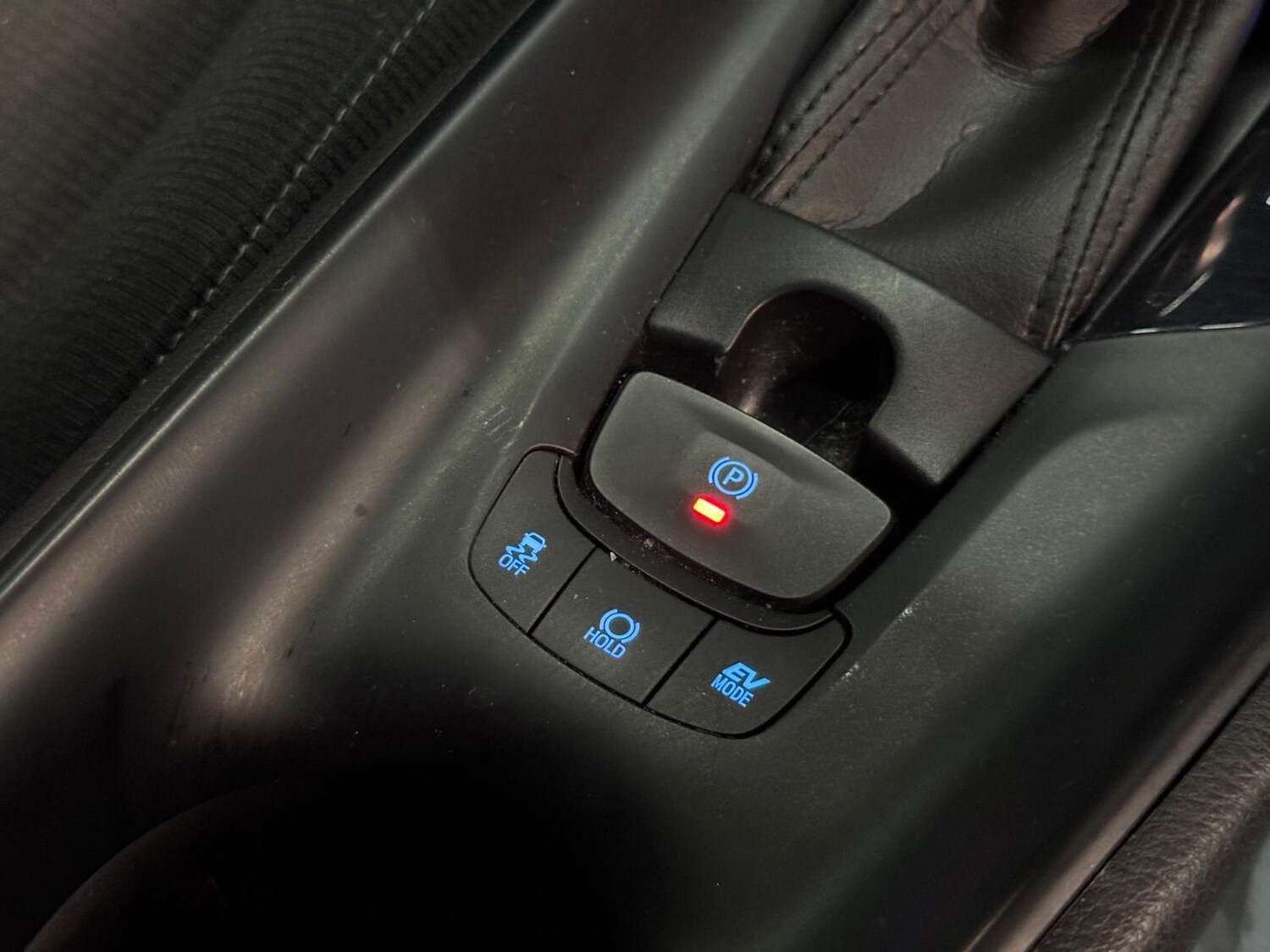 Used Toyota C-HR 2019 for sale - 77738319: Photo 39