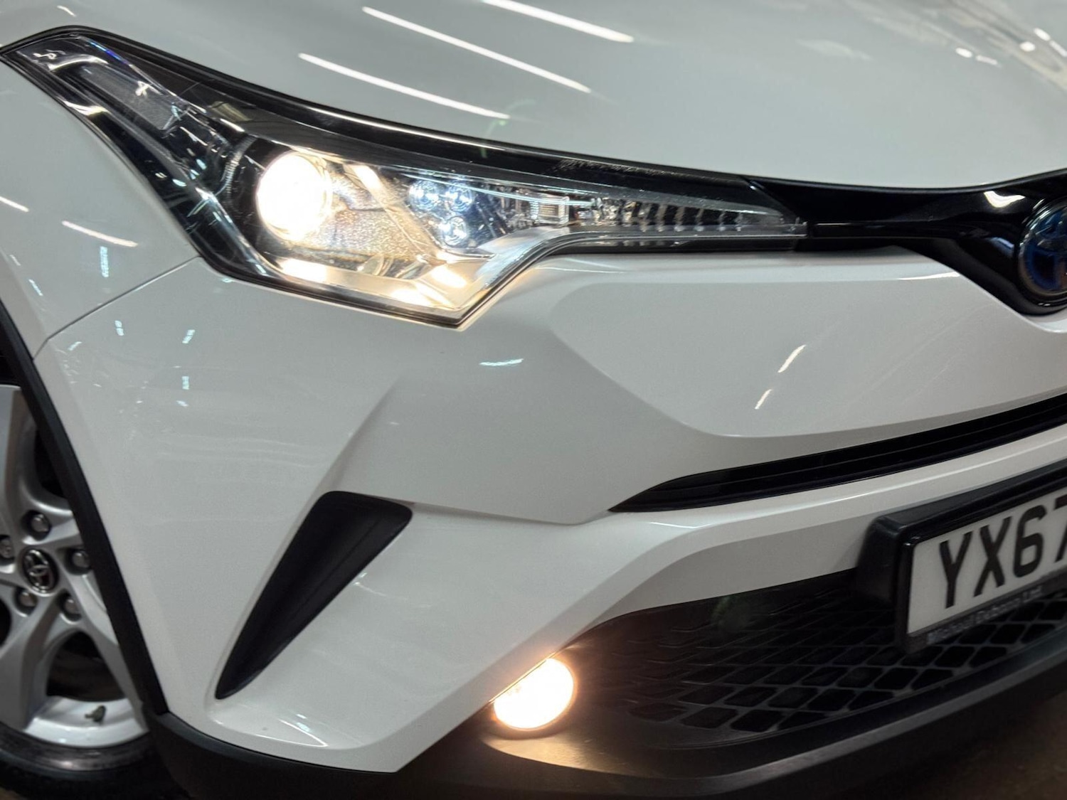 Used Toyota C-HR 2019 for sale - 77738319: Photo 4