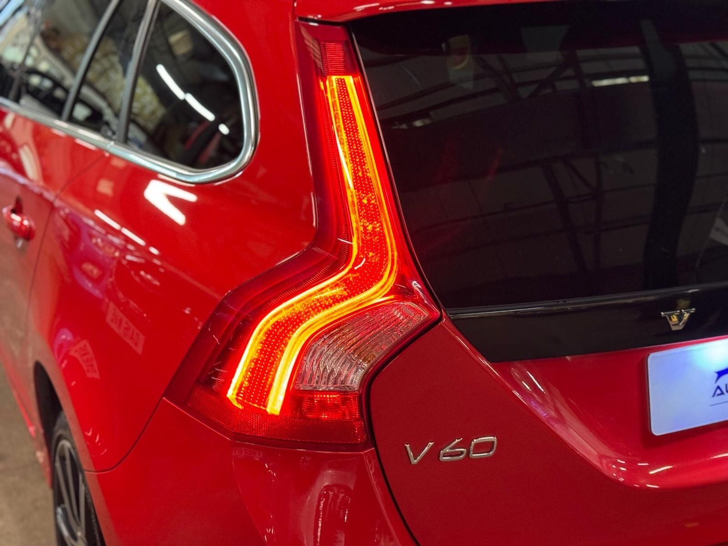 Used Volvo V60 for sale - 77029664: Photo 14