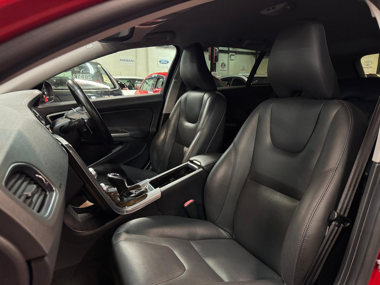 Used Volvo V60 for sale - 77029664: Photo 23