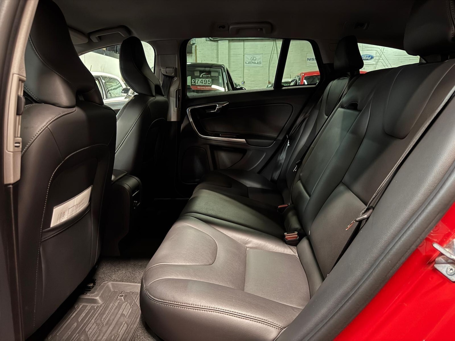 Used Volvo V60 for sale - 77029664: Photo 30