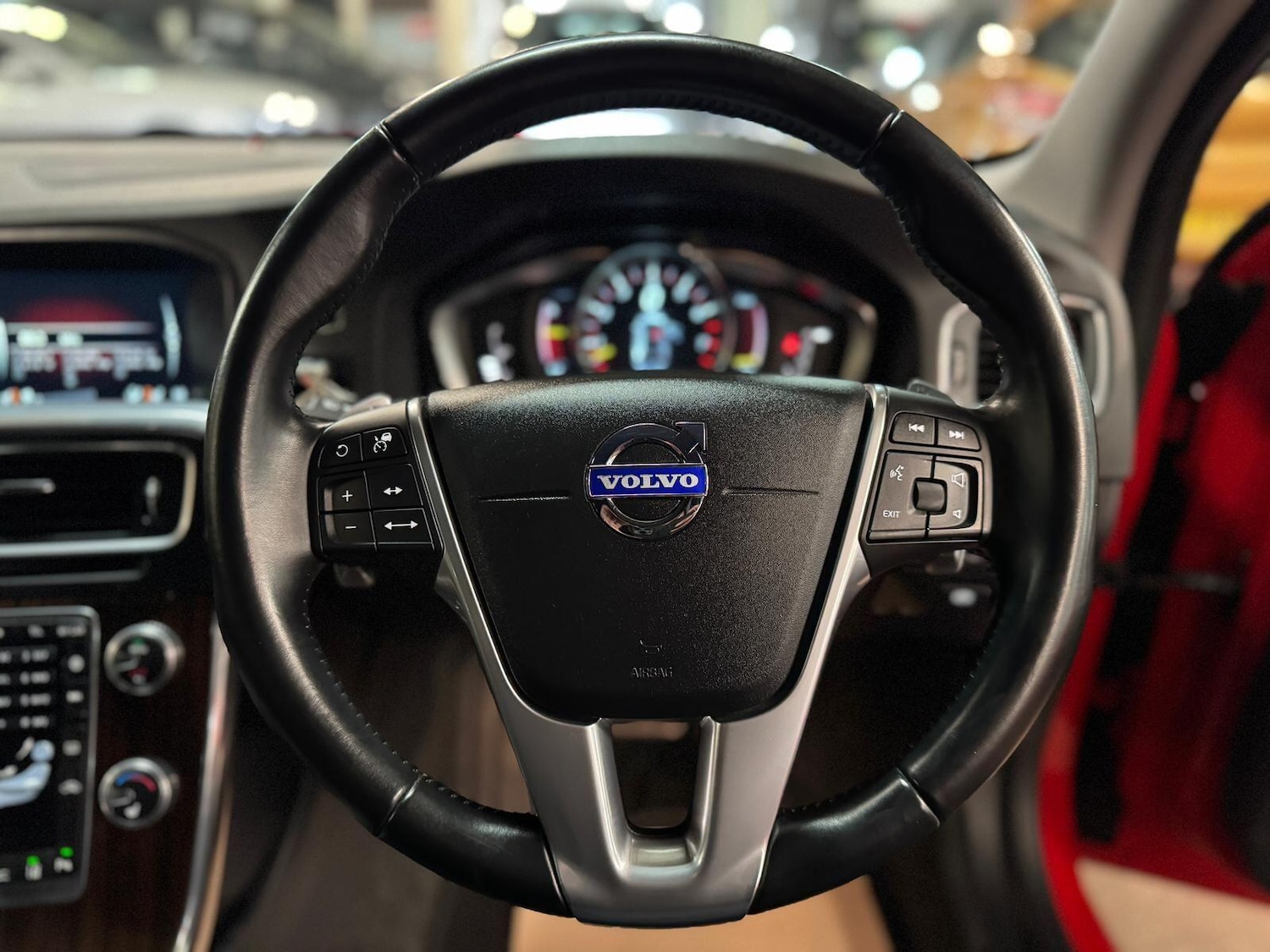 Used Volvo V60 for sale - 77029664: Photo 34