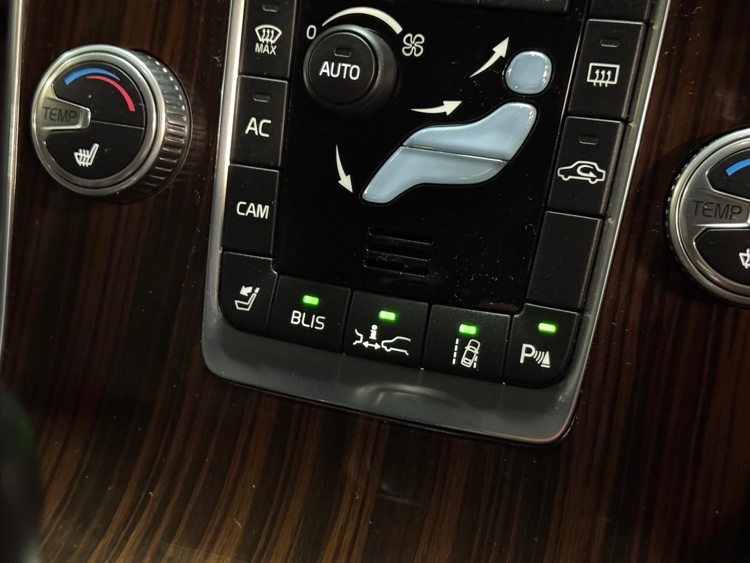 Used Volvo V60 for sale - 77029664: Photo 43