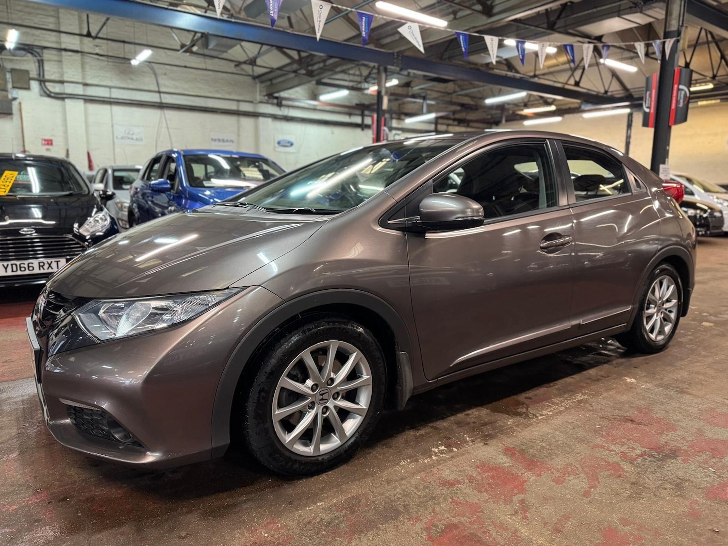 Used Honda Civic 2012 for sale - 77155418: Photo 3