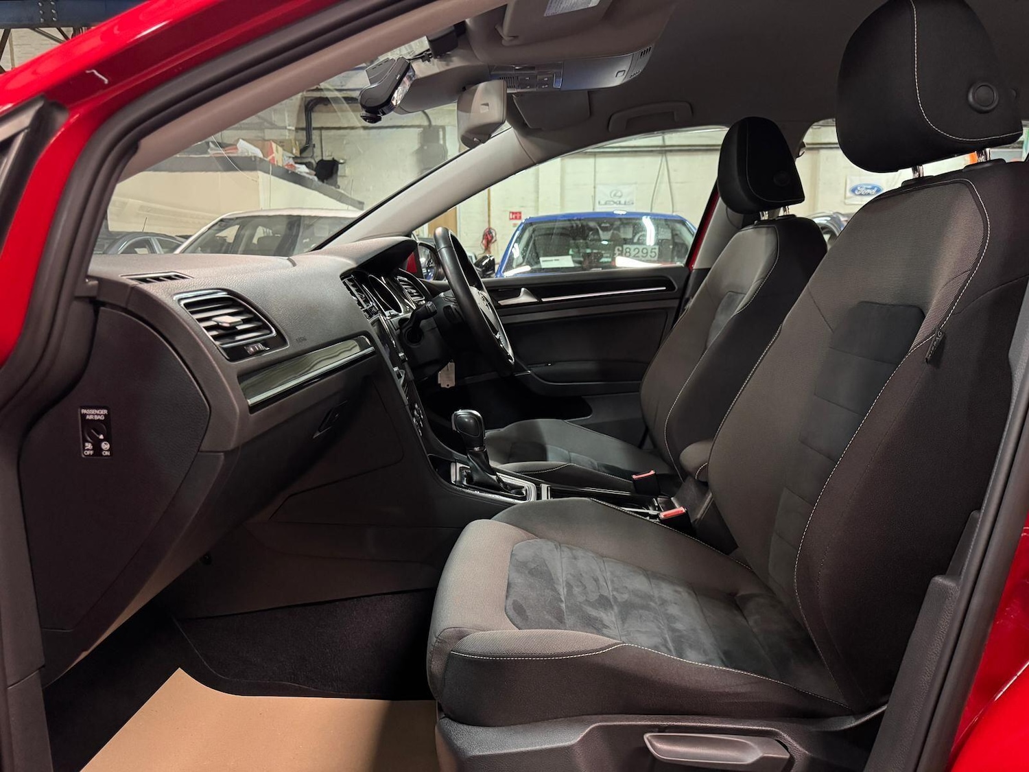 Used Volkswagen Golf for sale - 76425293: Photo 23