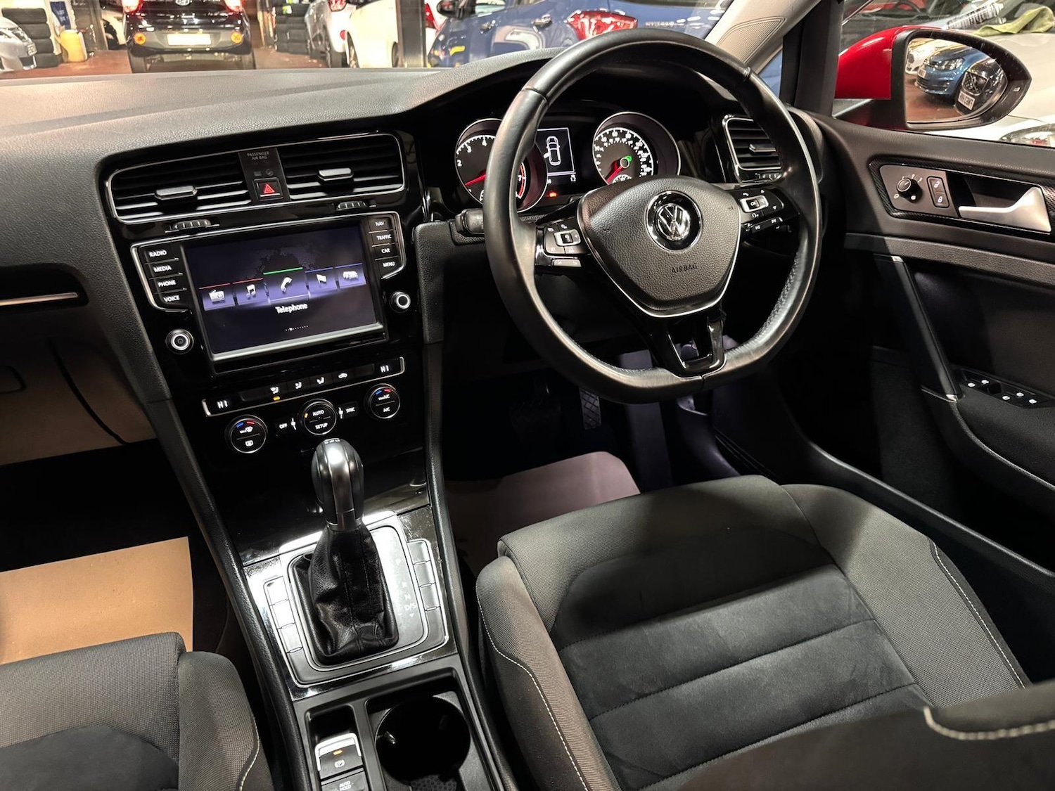 Used Volkswagen Golf for sale - 76425293: Photo 32