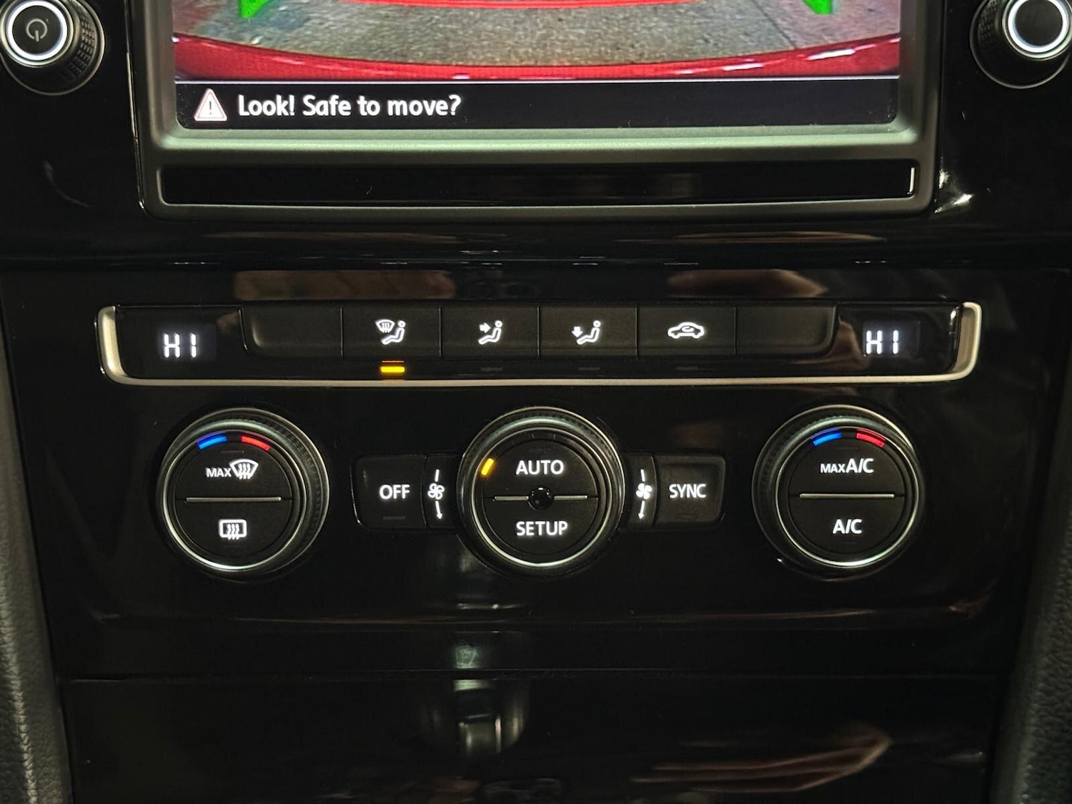 Used Volkswagen Golf for sale - 76425293: Photo 40