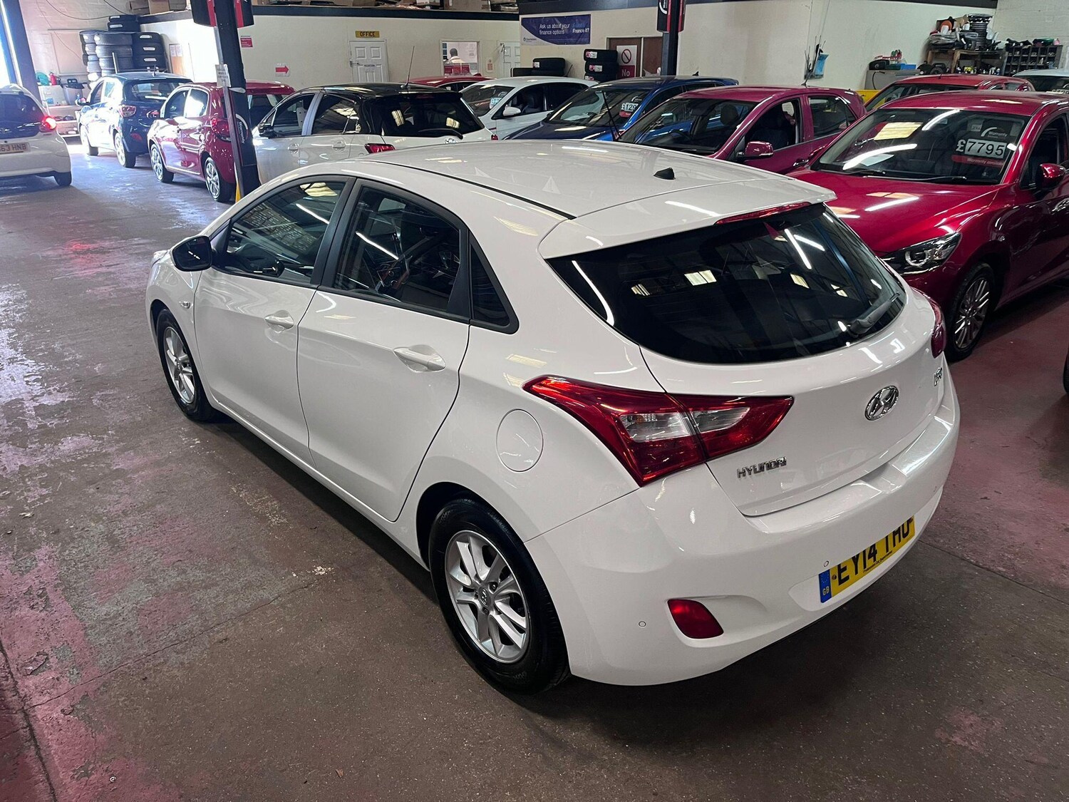 Used Hyundai i30 2014 for sale - 78047035: Photo 8