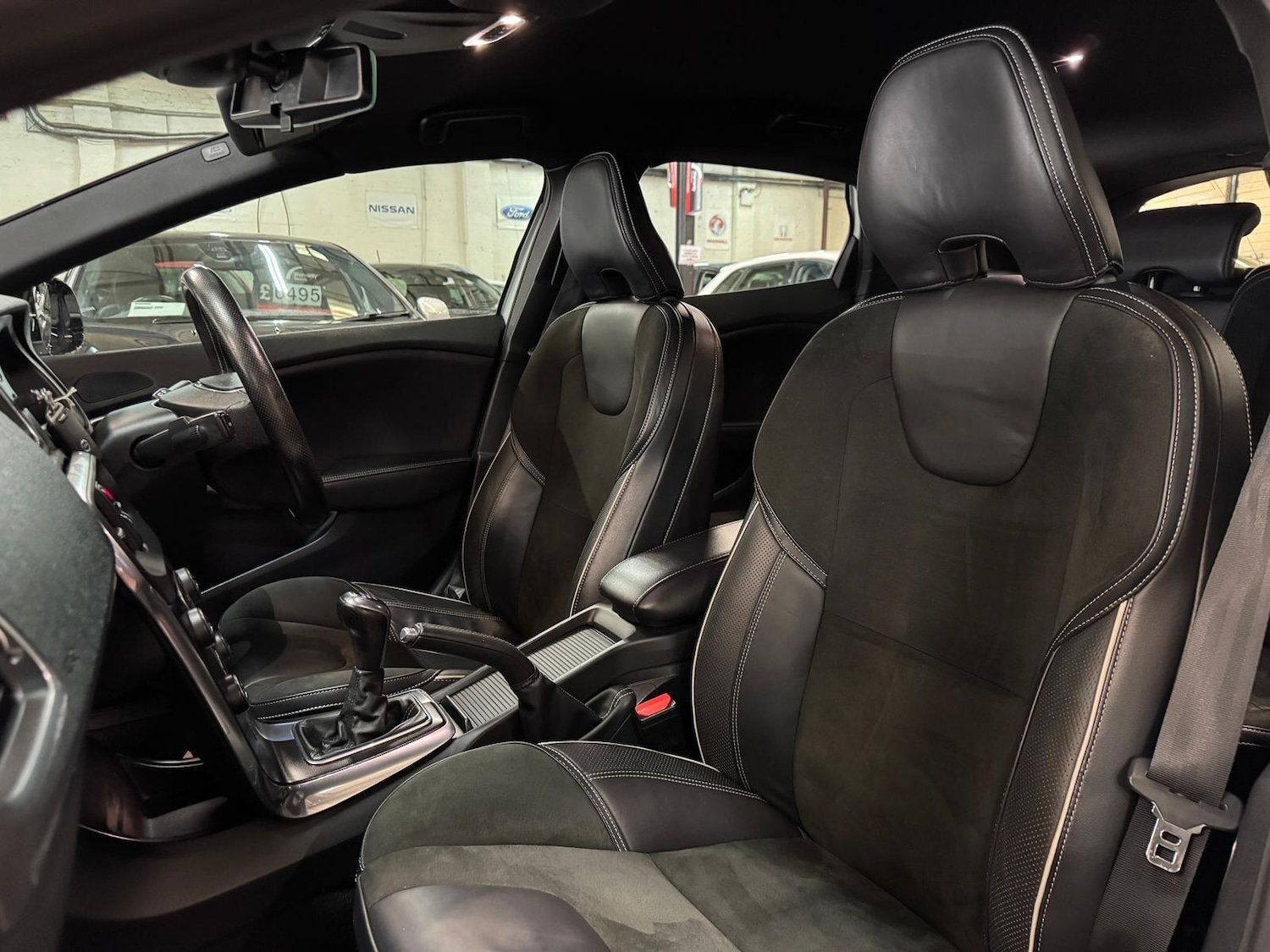 Used Volvo V40 2015 for sale - 77768450: Photo 23