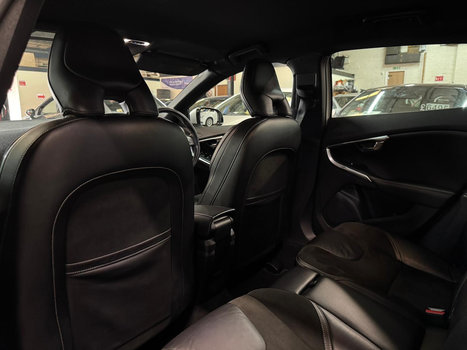 Used Volvo V40 2015 for sale - 77768450: Photo 46