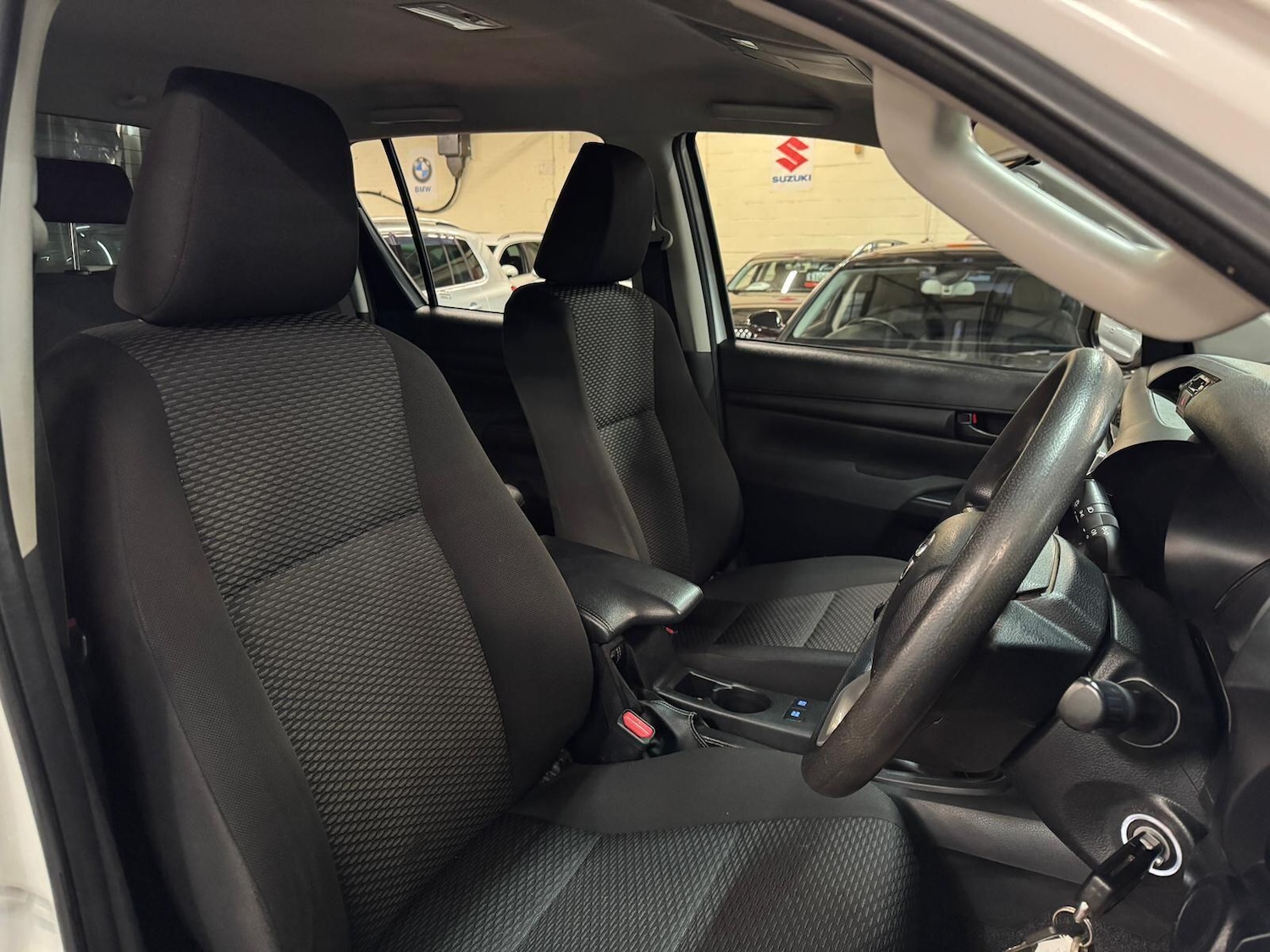 Used Toyota Hilux 2019 for sale - 76727792: Photo 22