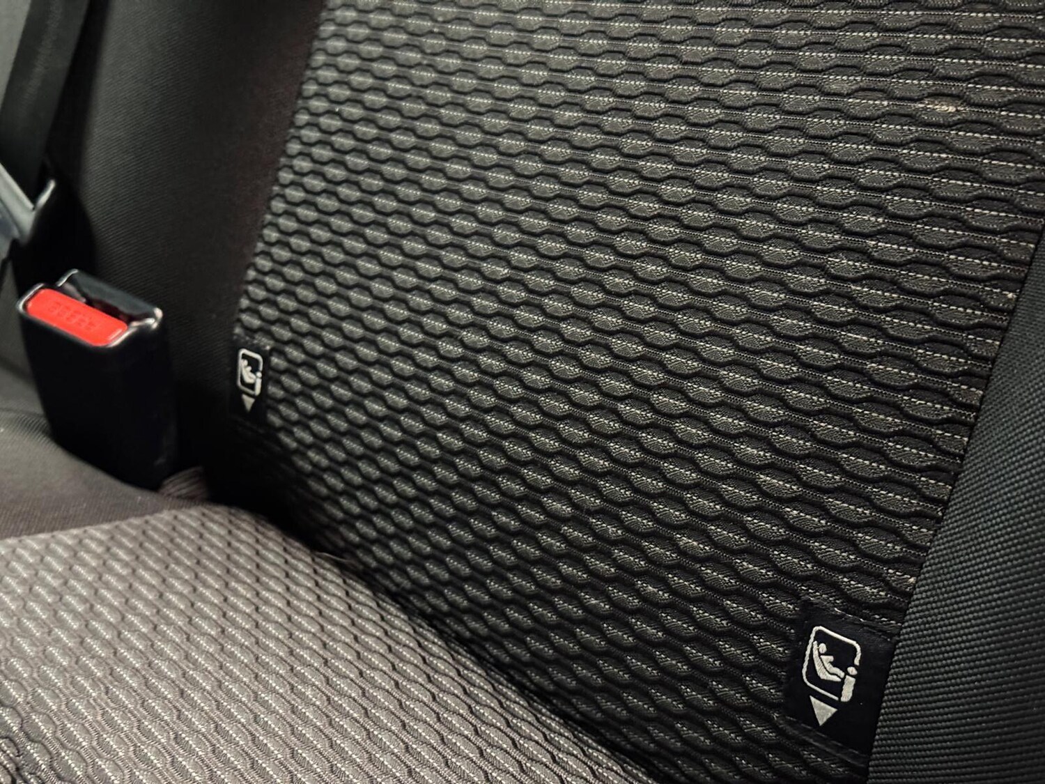 Used Toyota Hilux 2019 for sale - 76727792: Photo 32