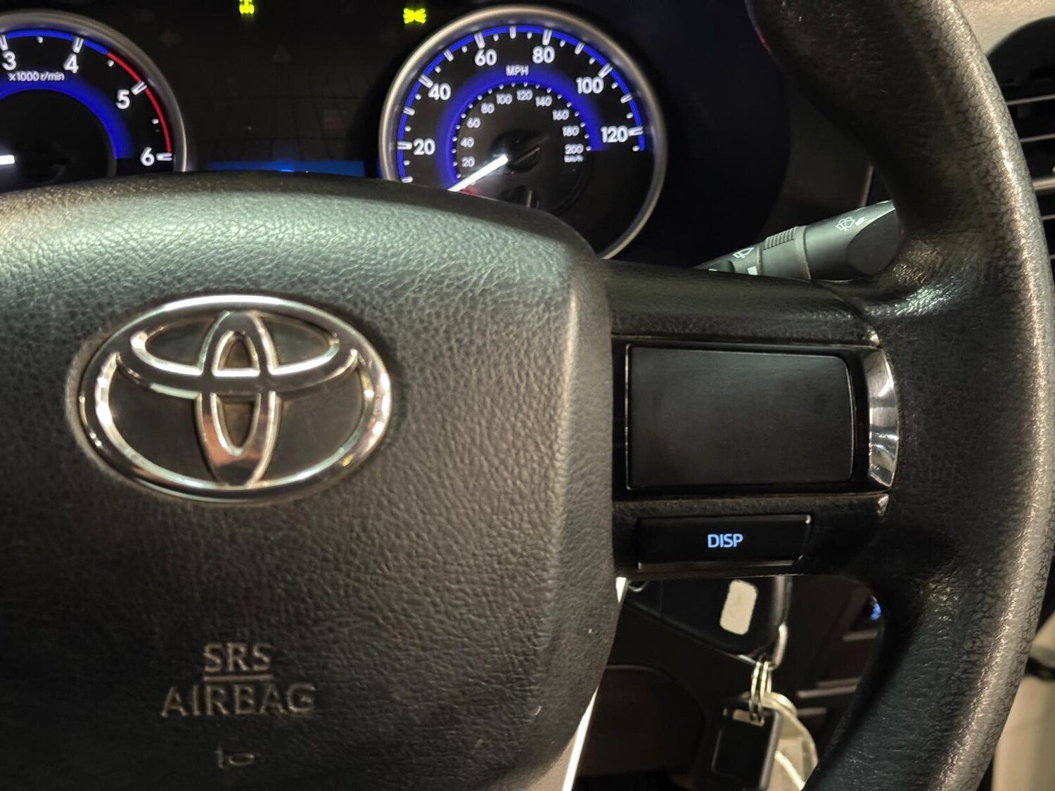 Used Toyota Hilux 2019 for sale - 76727792: Photo 38