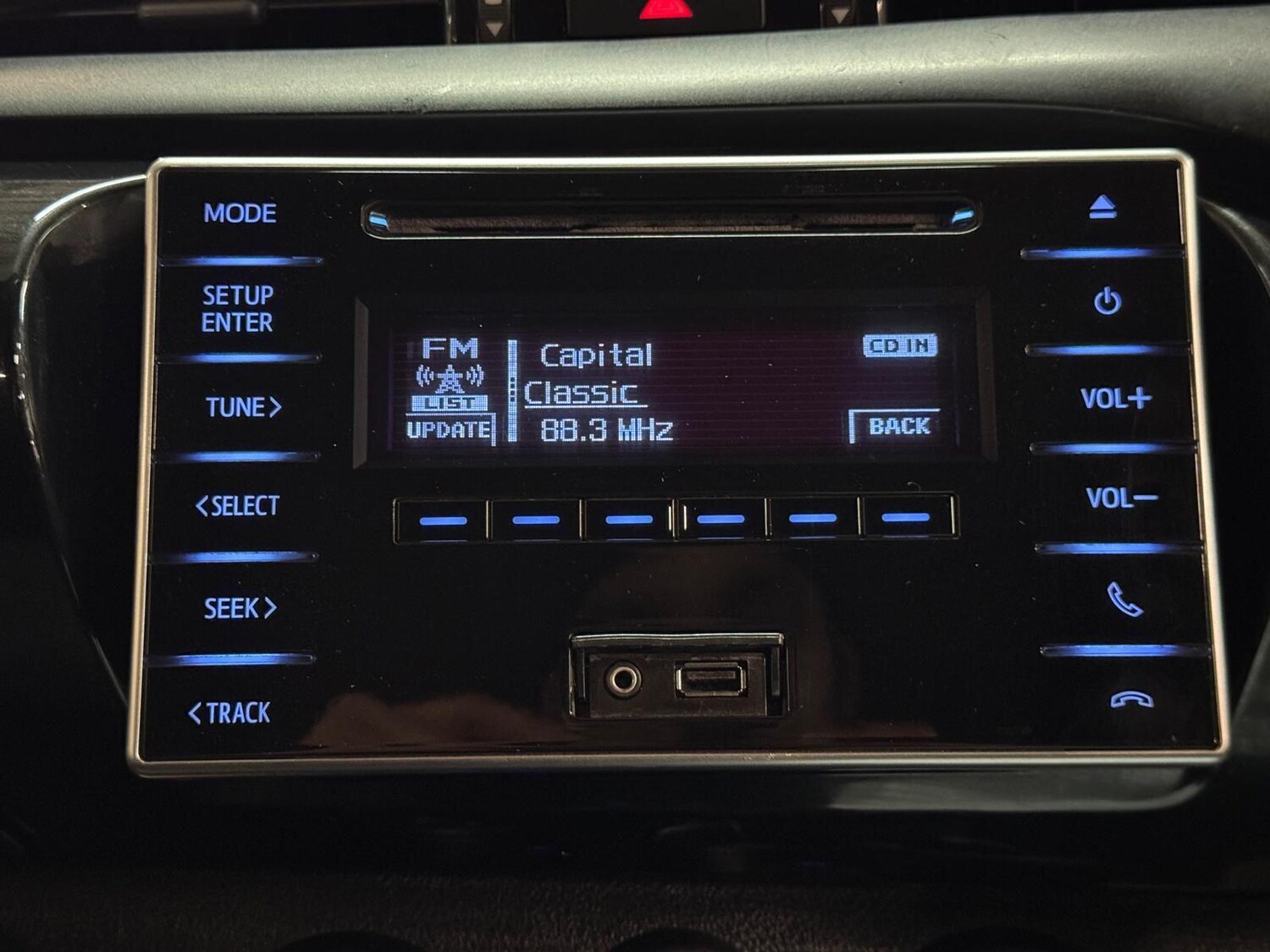 Used Toyota Hilux 2019 for sale - 76727792: Photo 43