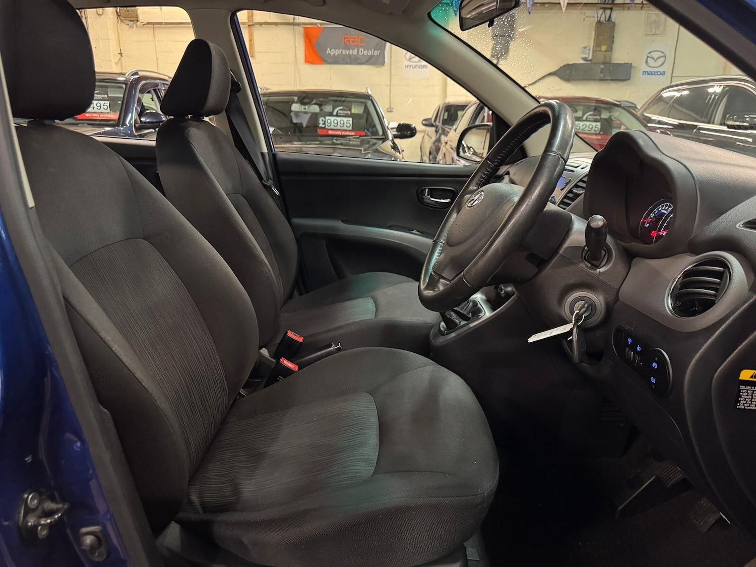 Used Hyundai i10 2012 for sale - 76743330: Photo 15