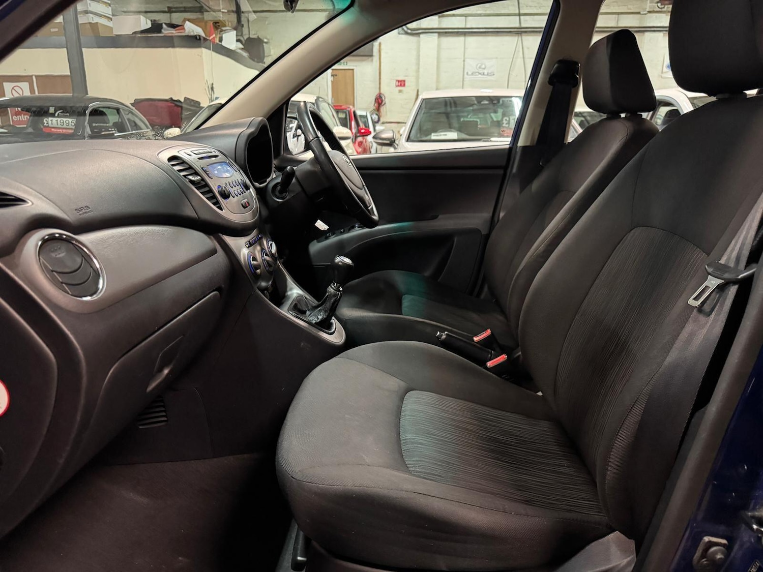 Used Hyundai i10 2012 for sale - 76743330: Photo 18