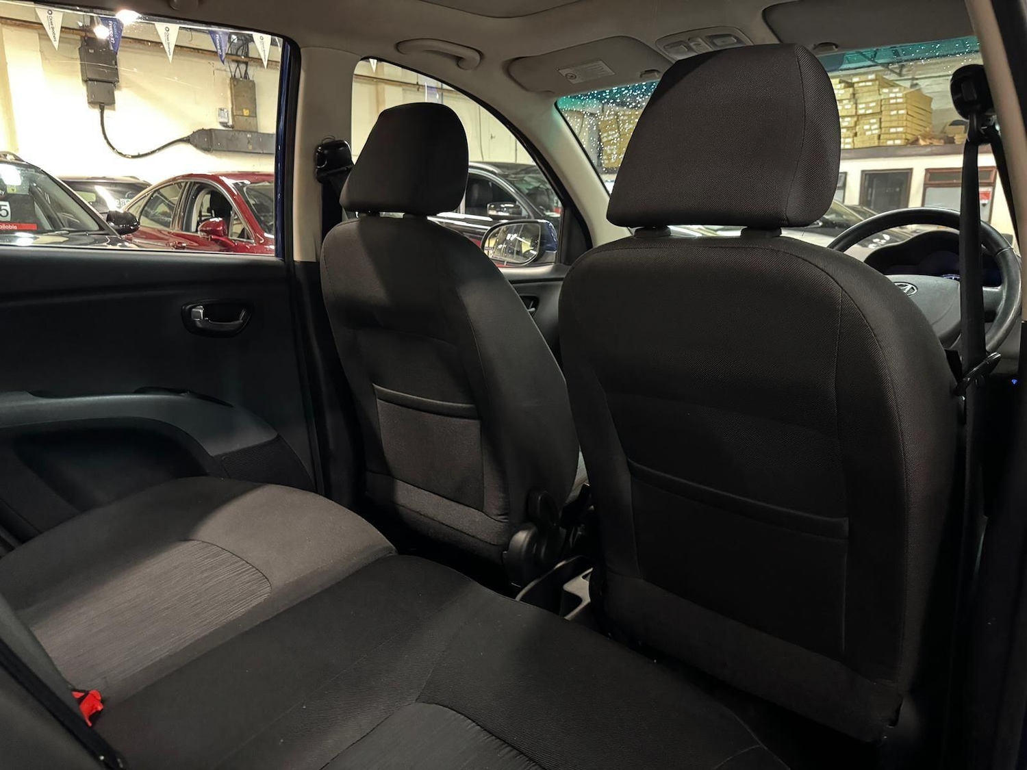 Used Hyundai i10 2012 for sale - 76743330: Photo 23