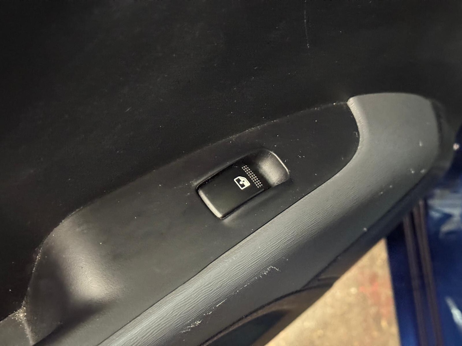 Used Hyundai i10 2012 for sale - 76743330: Photo 27