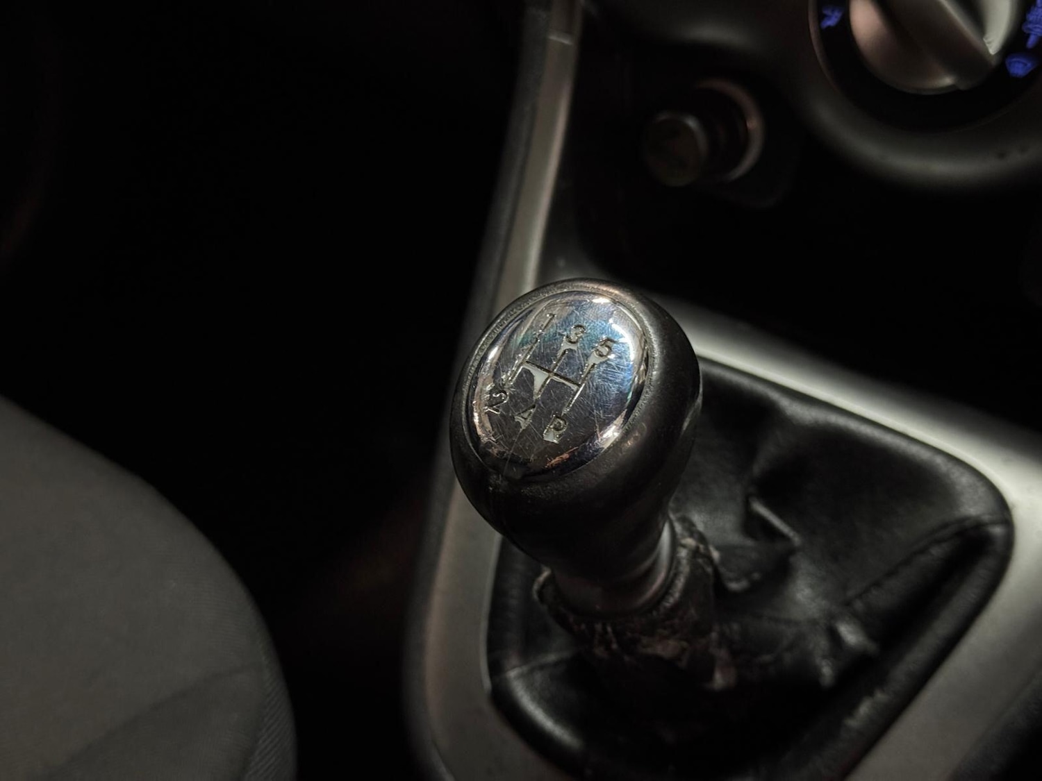 Used Hyundai i10 2012 for sale - 76743330: Photo 36