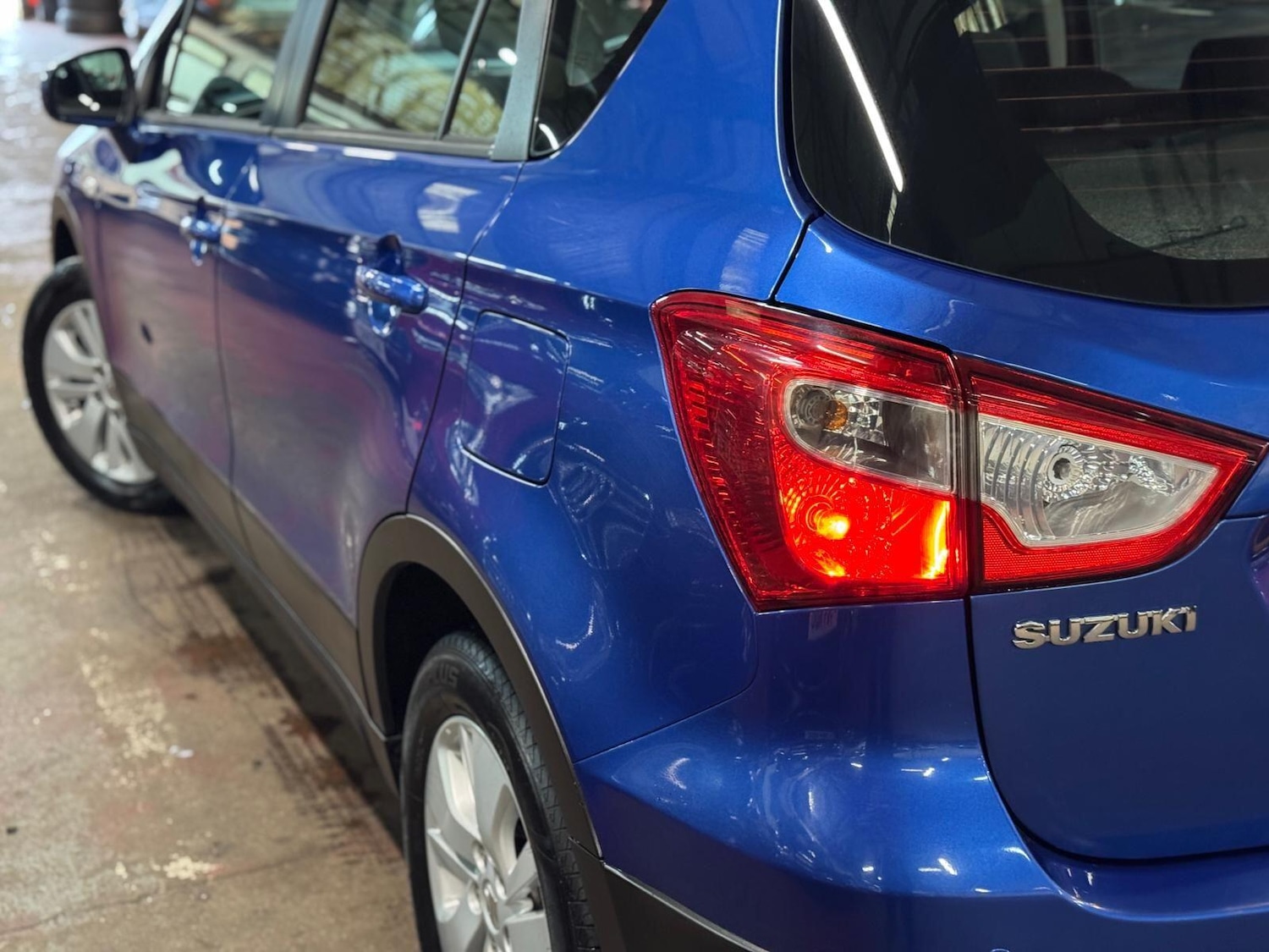 Used Suzuki SX4 S-Cross 2015 for sale - 76912832: Photo 14