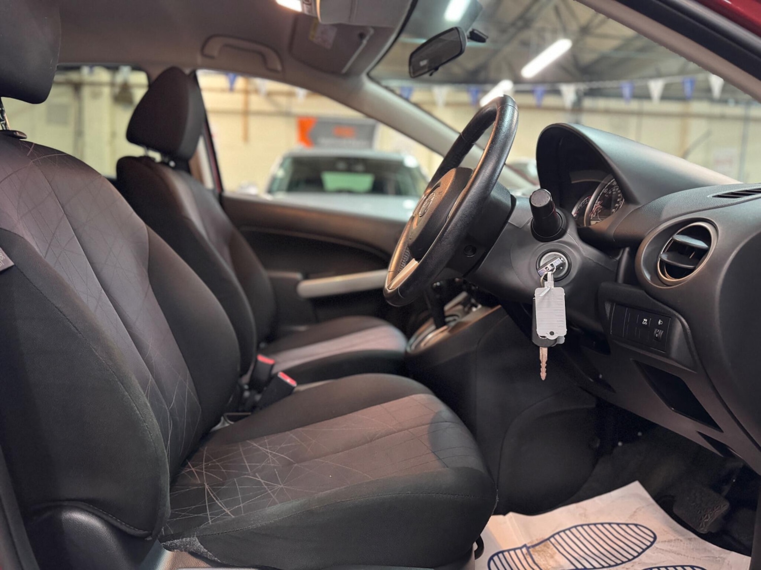 Used Mazda Mazda2 2014 for sale - 76020419: Photo 16