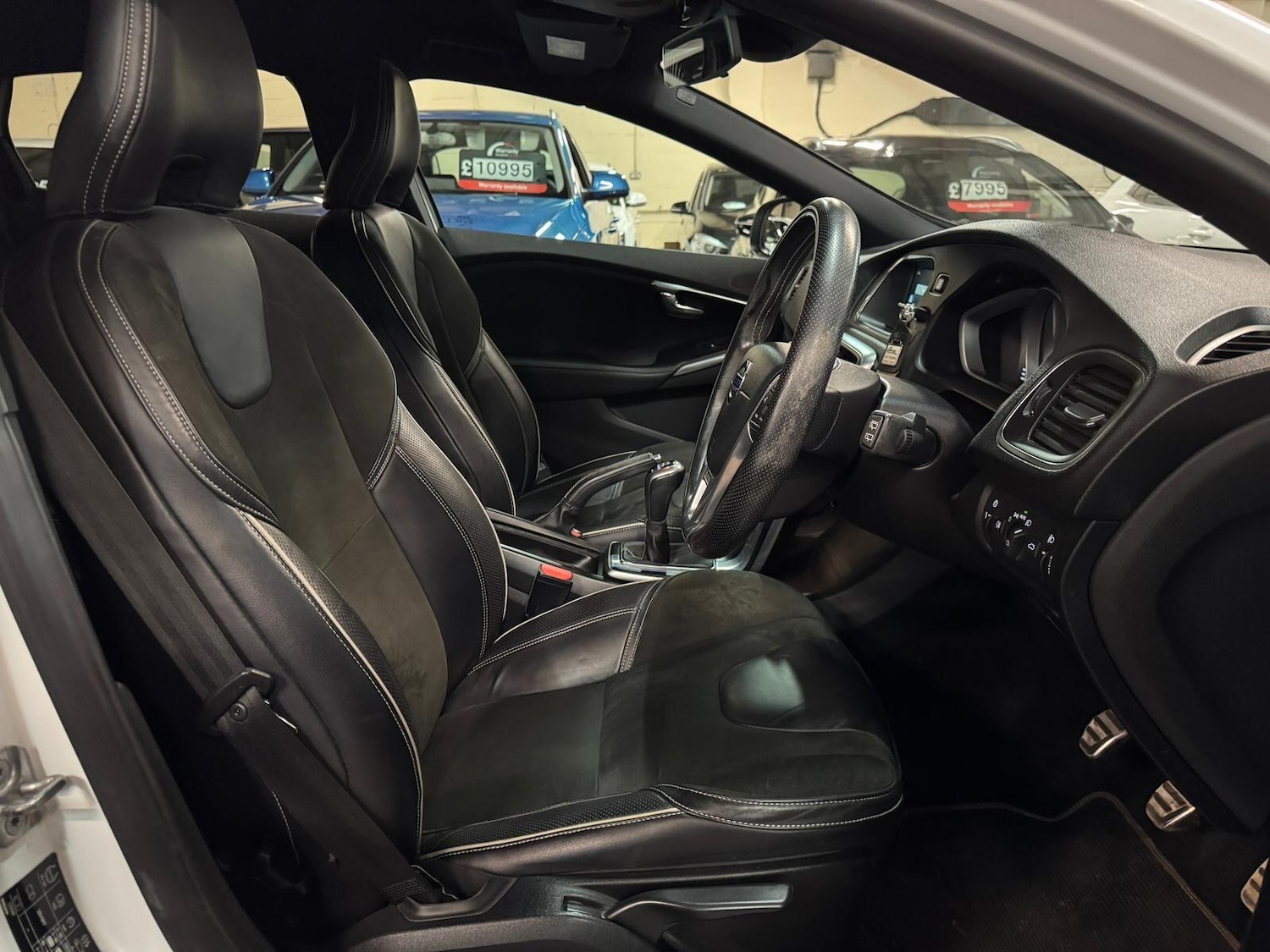 Used Volvo V40 2015 for sale - 77958289: Photo 16