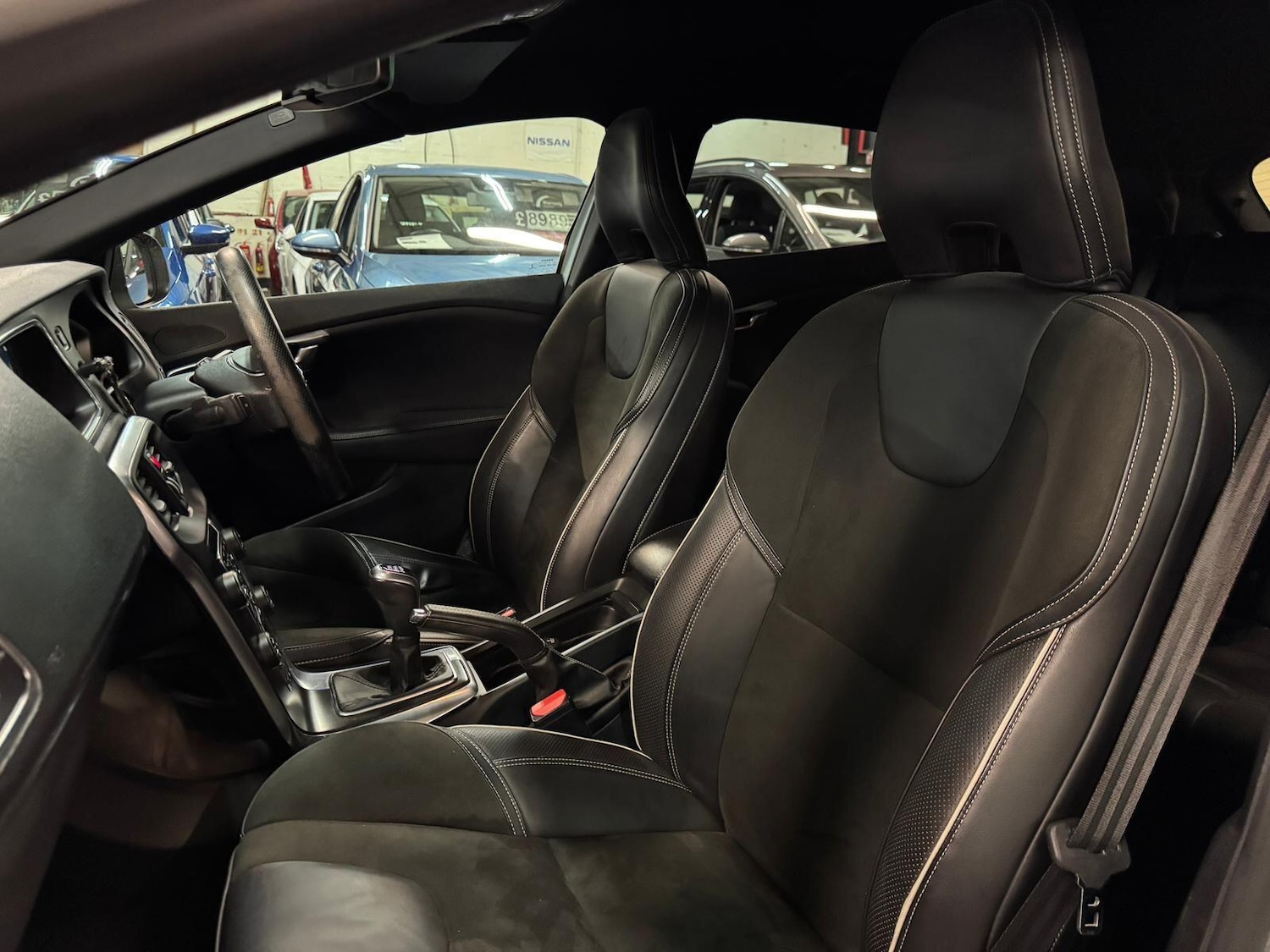 Used Volvo V40 2015 for sale - 77958289: Photo 20