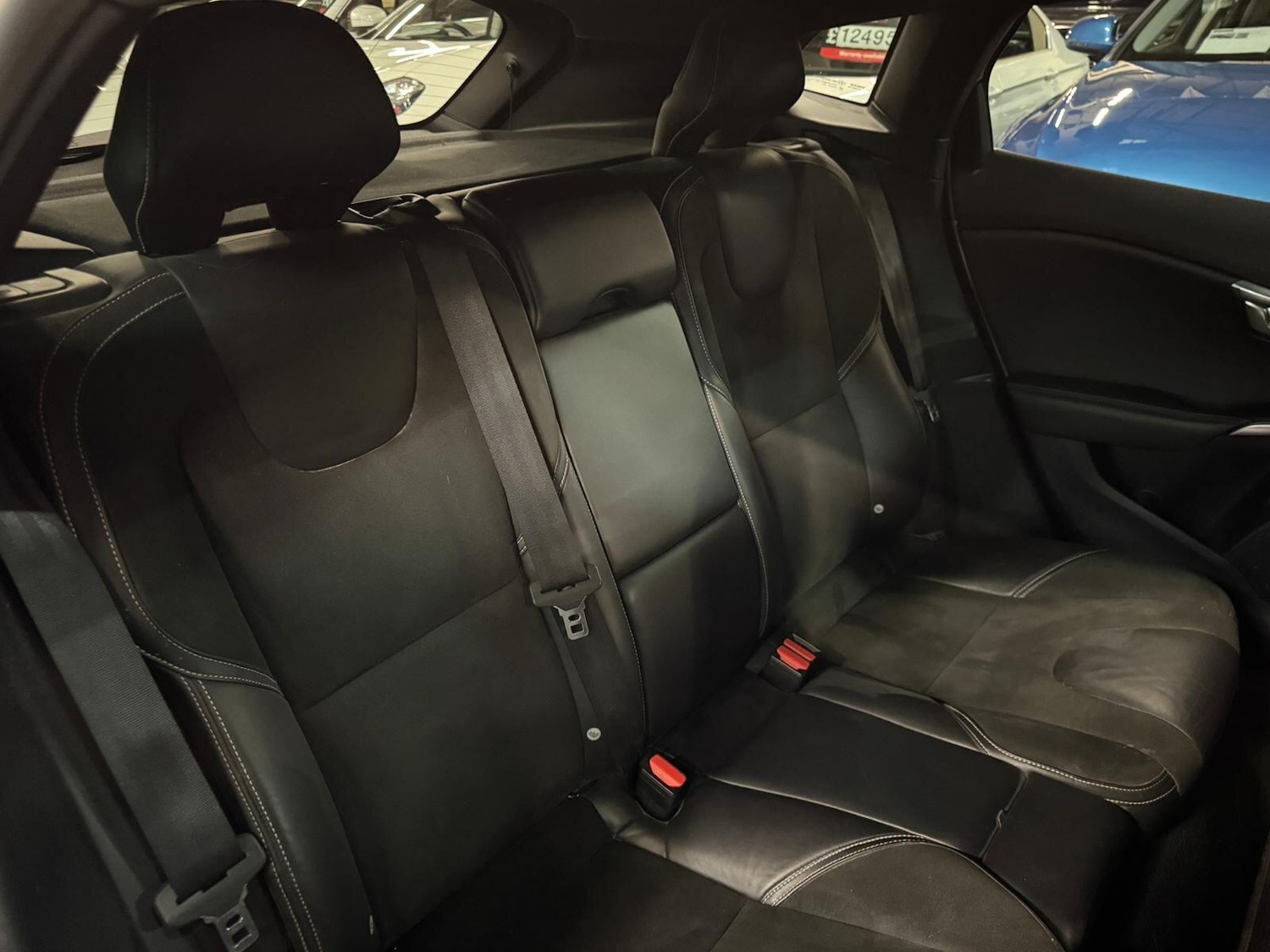 Used Volvo V40 2015 for sale - 77958289: Photo 38