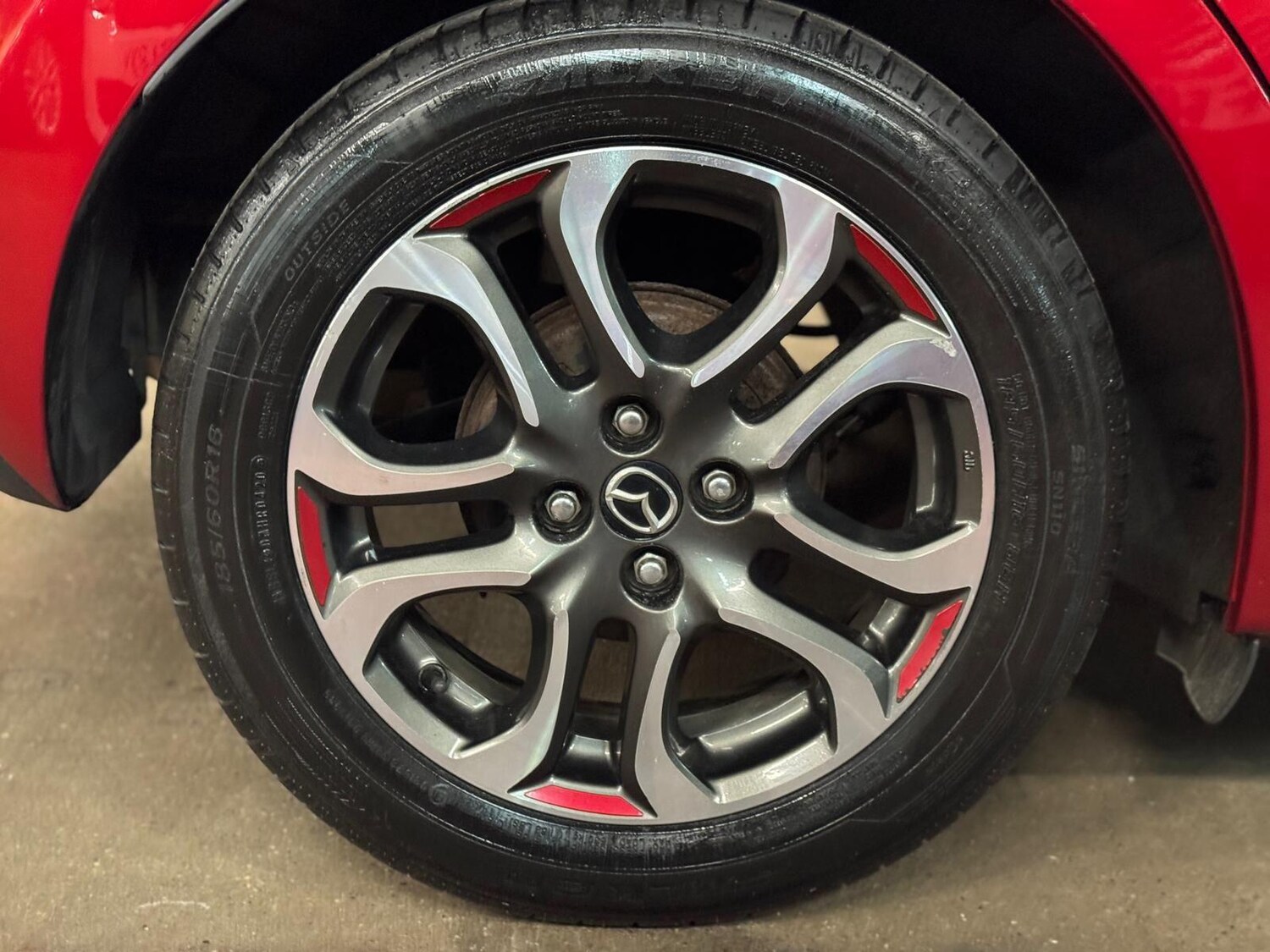 Used Mazda Mazda2 2015 for sale - 77510818: Photo 17