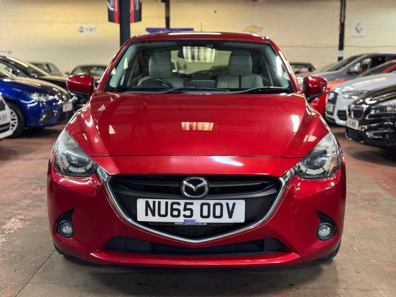 Used Mazda Mazda2 2015 for sale - 77510818: Photo 2