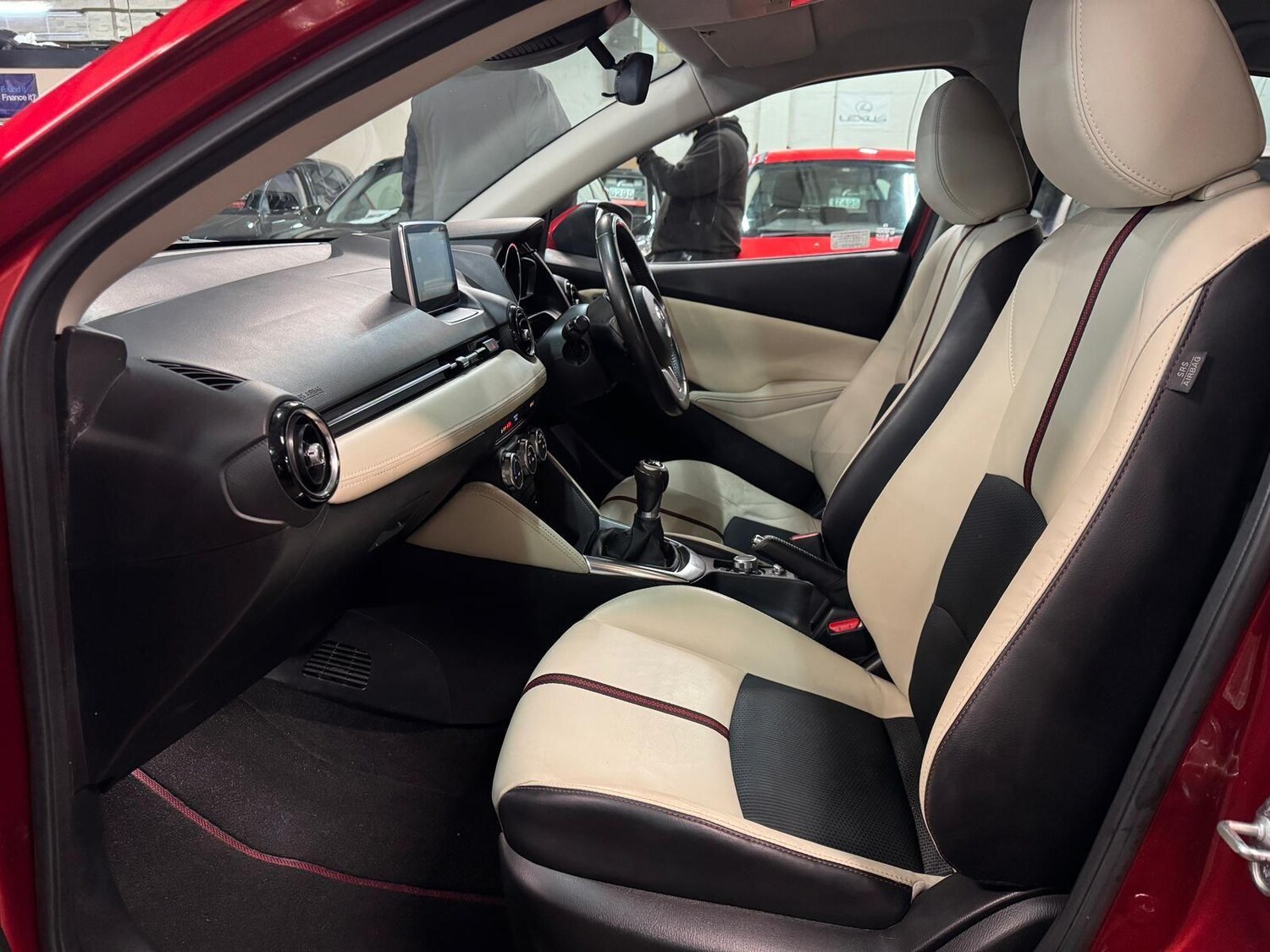 Used Mazda Mazda2 2015 for sale - 77510818: Photo 21