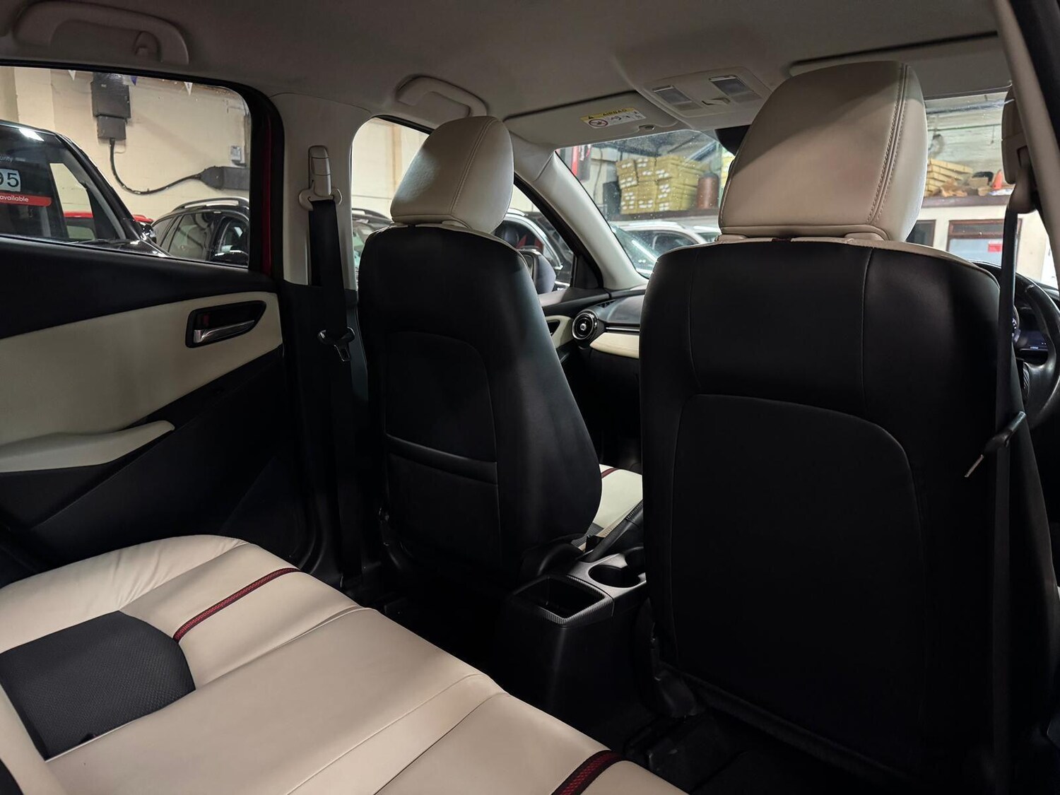 Used Mazda Mazda2 2015 for sale - 77510818: Photo 26