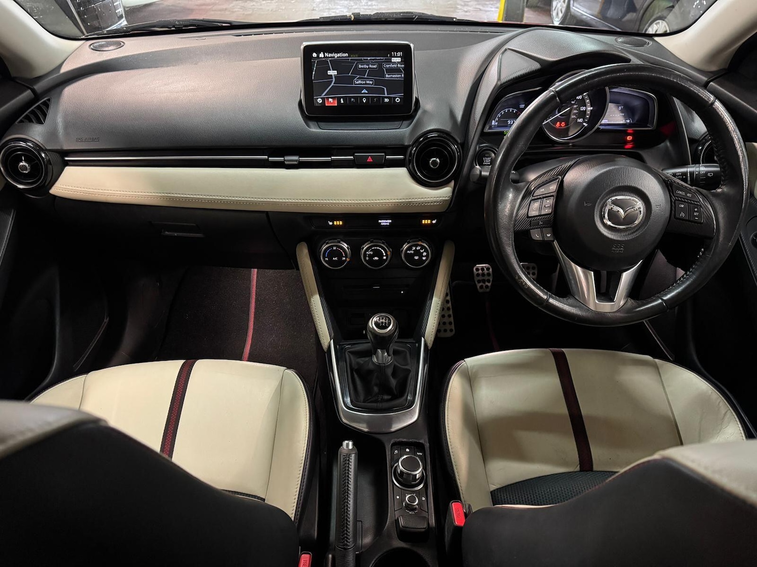 Used Mazda Mazda2 2015 for sale - 77510818: Photo 32