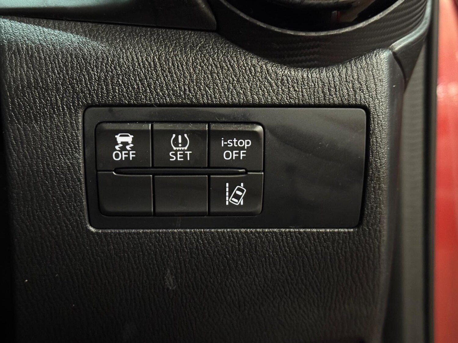 Used Mazda Mazda2 2015 for sale - 77510818: Photo 38