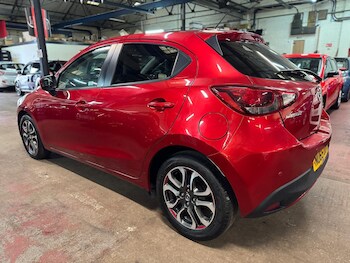 Used Mazda Mazda2 2015 for sale - 77510818: Photo