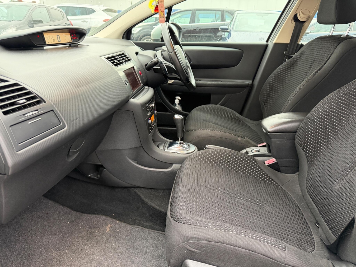 Used Citroen C4 2010 for sale - 77253690: Photo 12