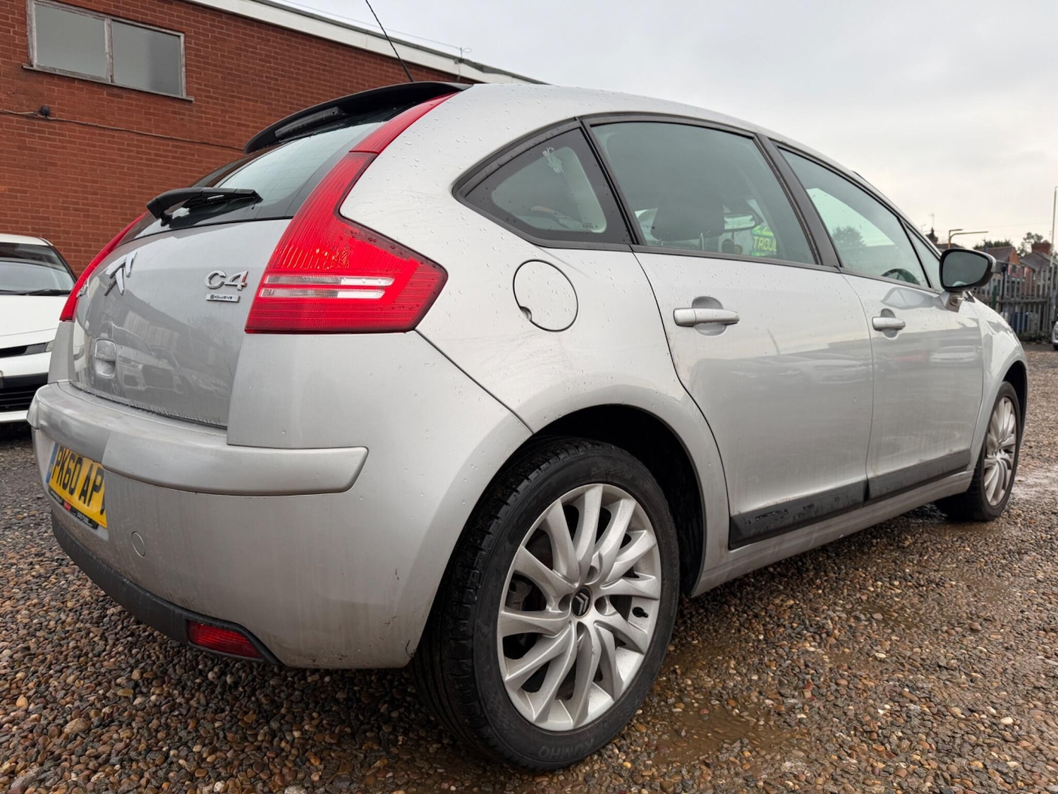 Used Citroen C4 2010 for sale - 77253690: Photo 4