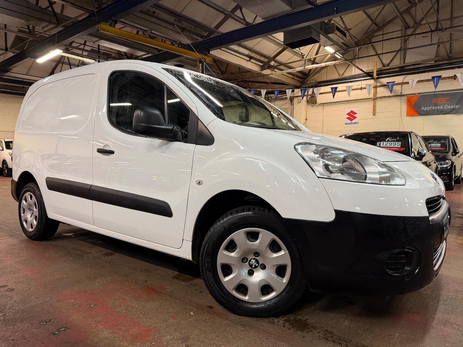 Used Peugeot Partner 2015 for sale - 76953565: Photo 13