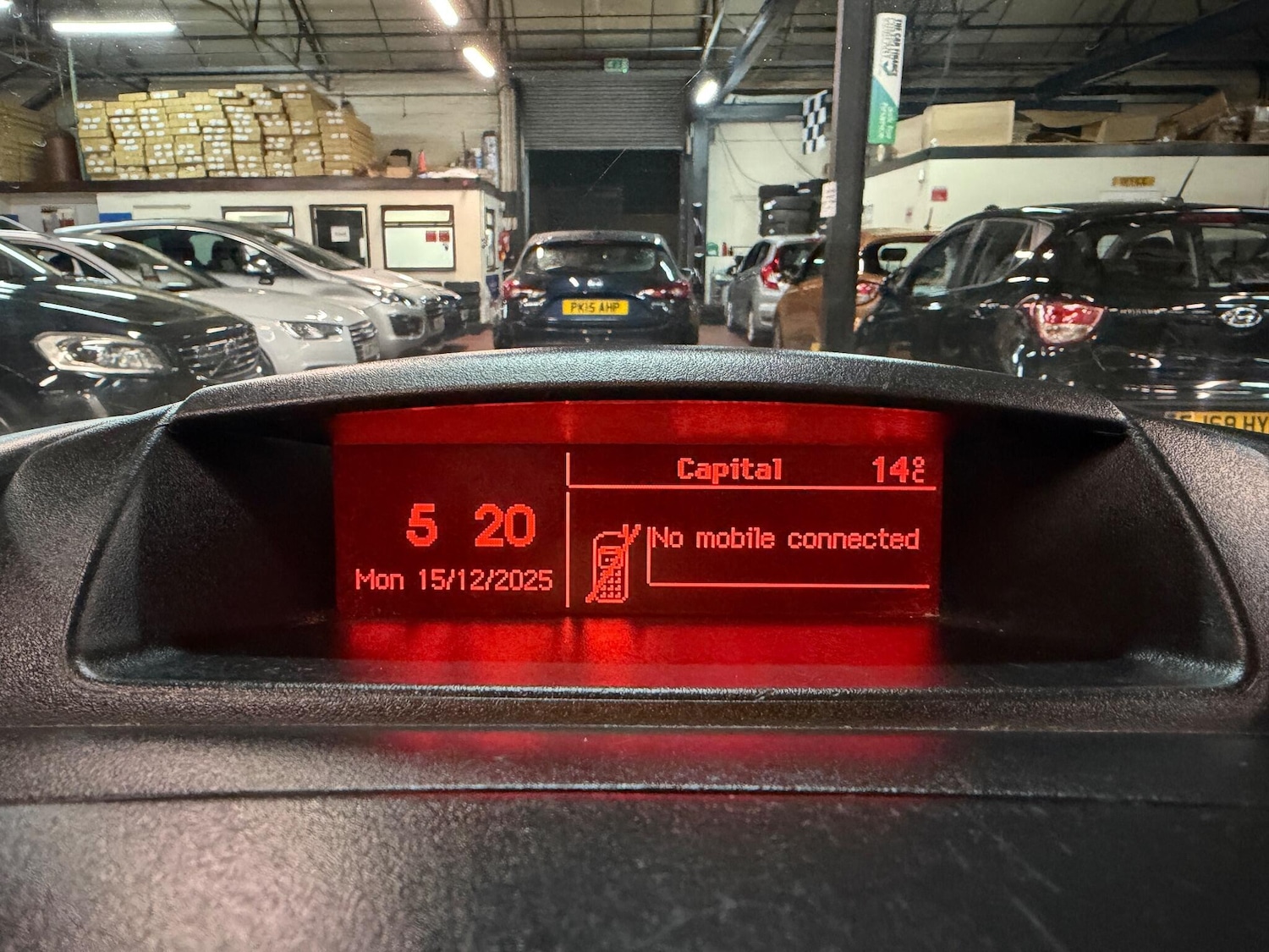 Used Peugeot Partner 2015 for sale - 76953565: Photo 24