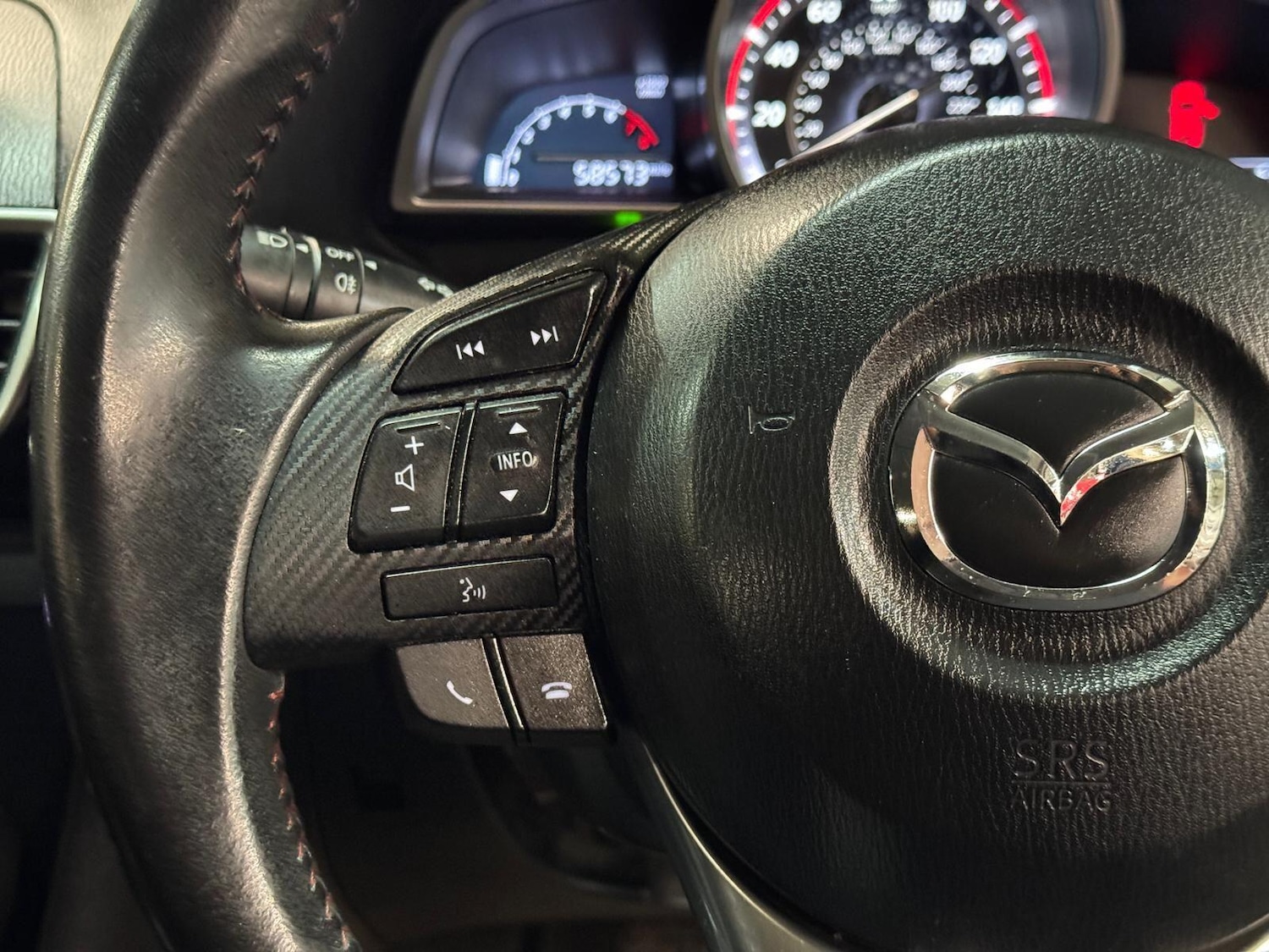 Used Mazda Mazda3 2015 for sale - 76886981: Photo 36