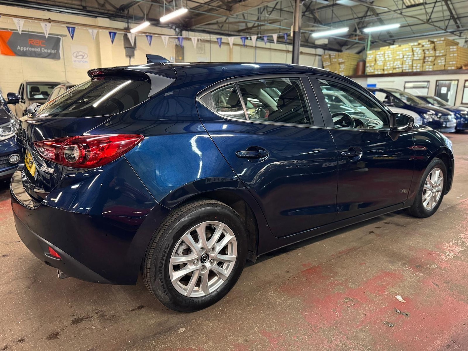 Used Mazda Mazda3 2015 for sale - 76886981: Photo 4