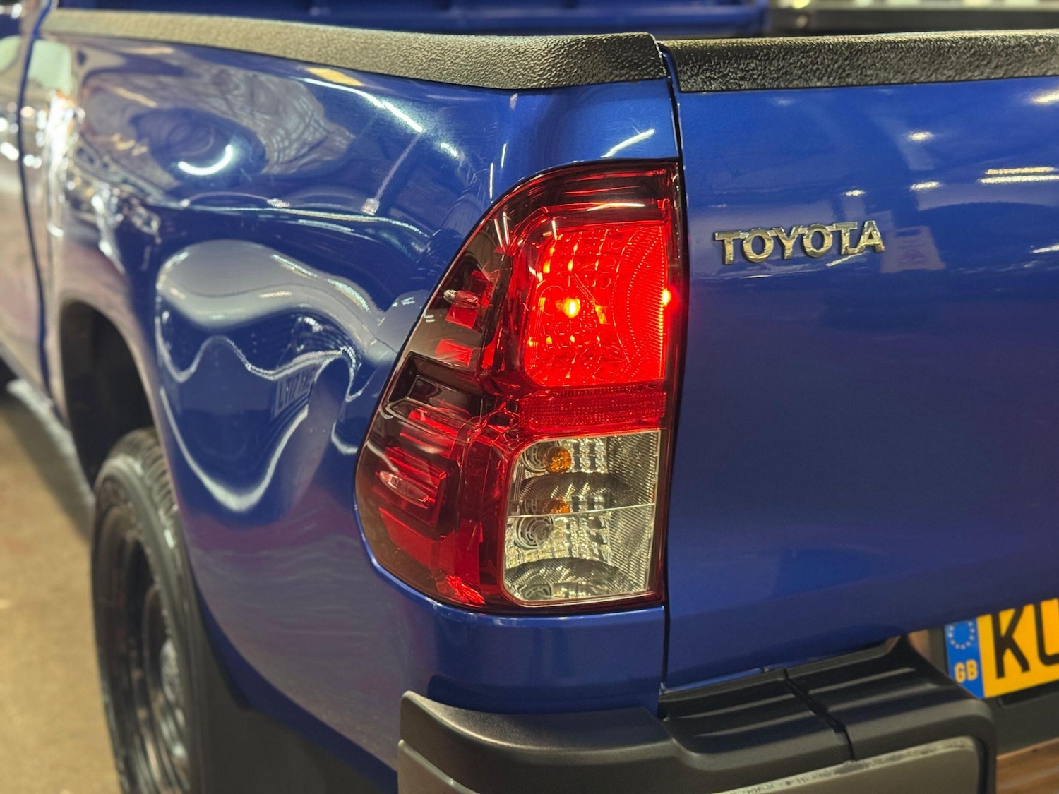 Used Toyota Hilux 2017 for sale - 76020989: Photo 13