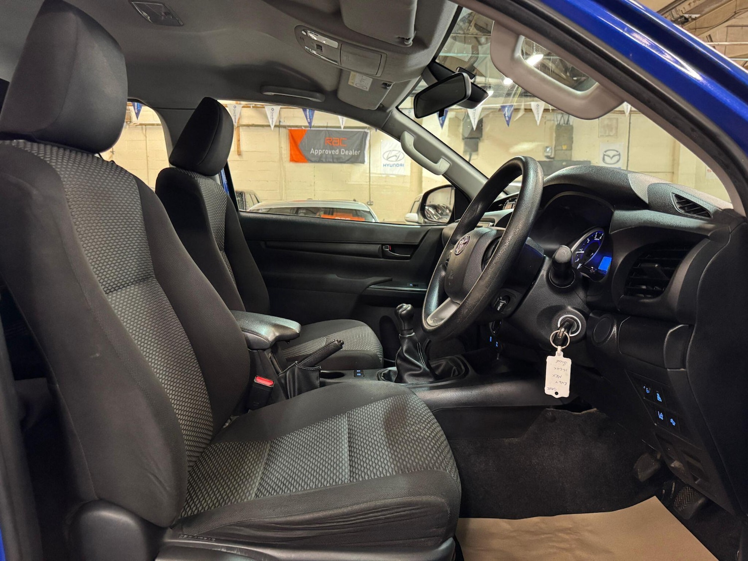 Used Toyota Hilux 2017 for sale - 76020989: Photo 20