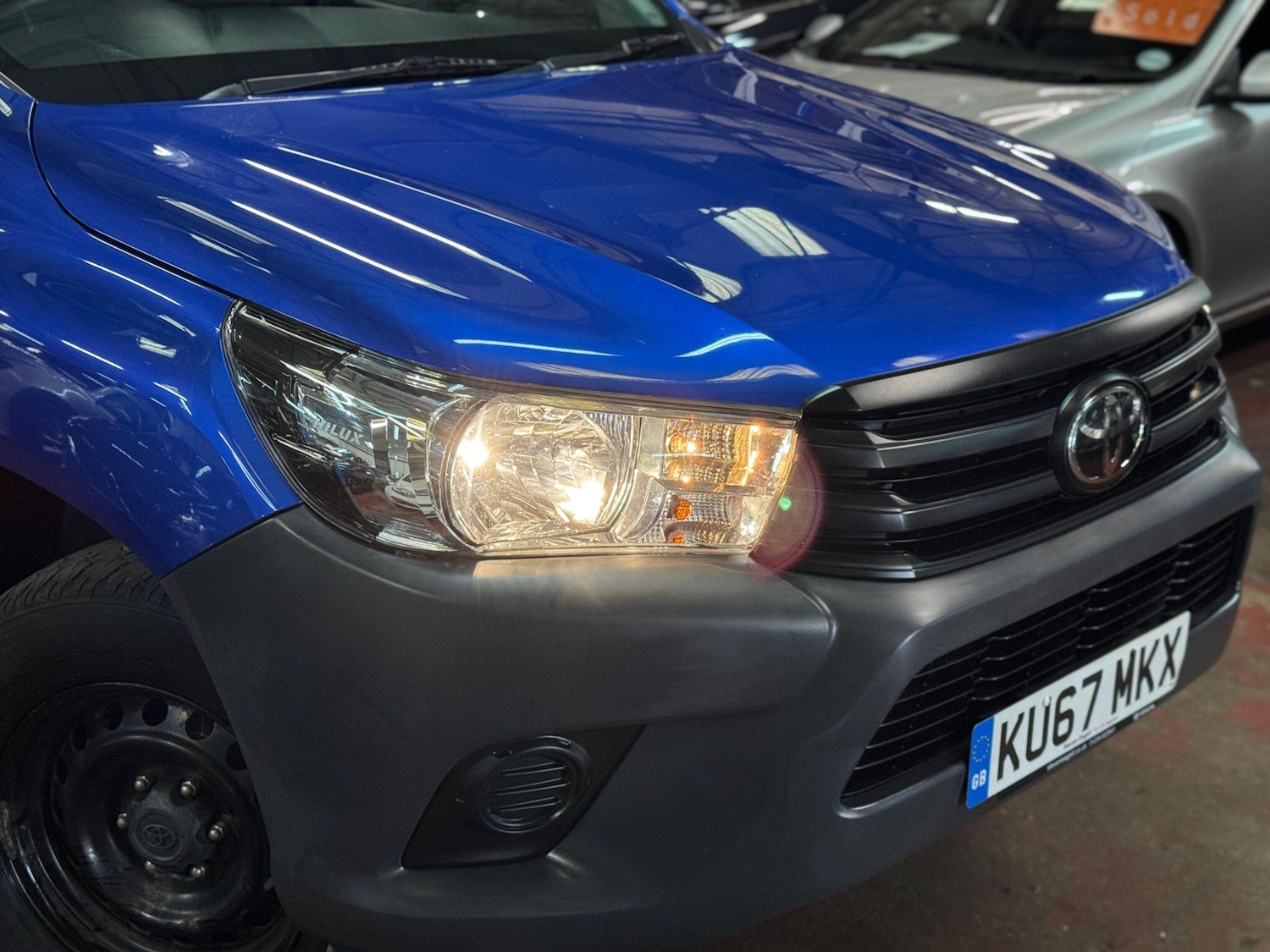 Used Toyota Hilux 2017 for sale - 76020989: Photo 8