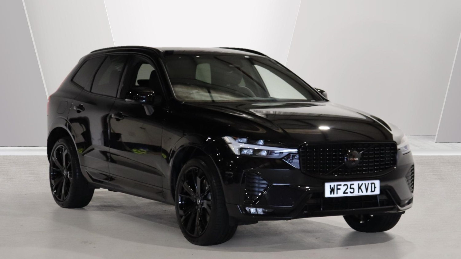 Used Volvo XC60 2025 for sale - 76109203: Photo 1