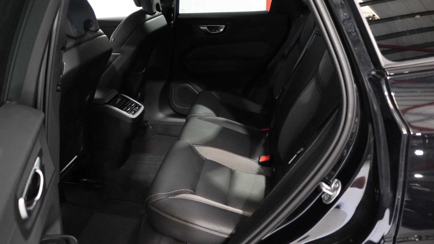 Used Volvo XC60 2025 for sale - 76109203: Photo 29