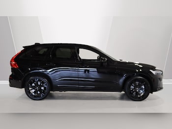 Used Volvo XC60 2025 for sale - 76109203: Photo