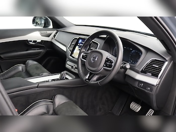 Used Volvo XC90 2021 for sale - 75707759: Photo